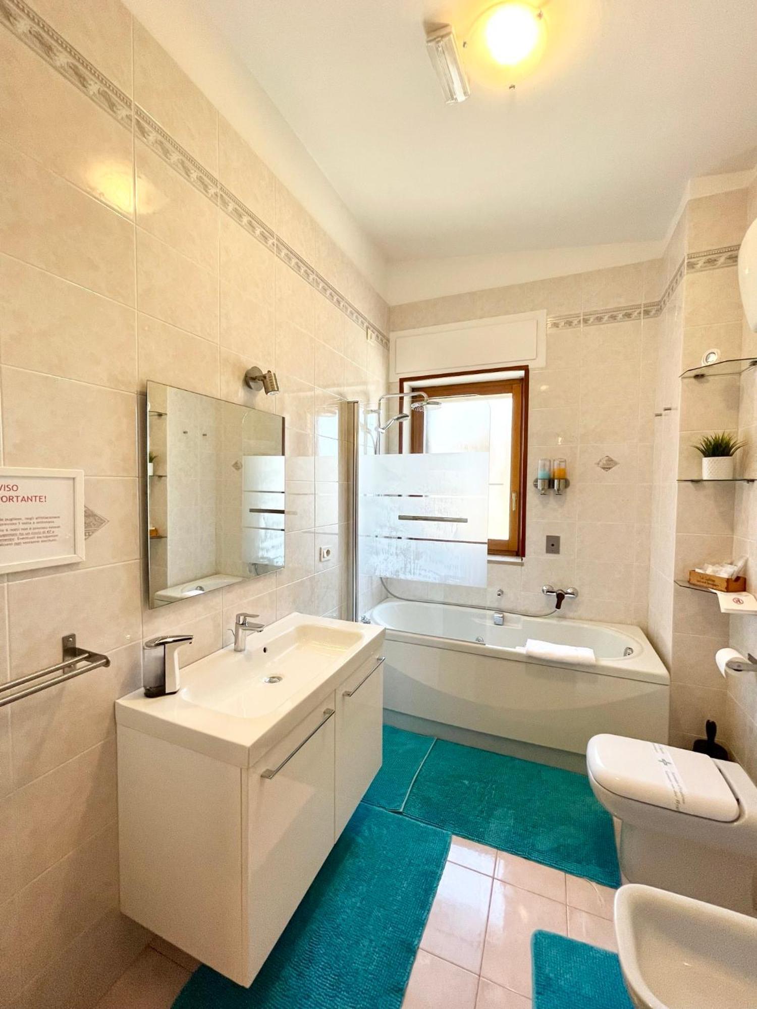 B&B Le Saline Taranto Exterior photo